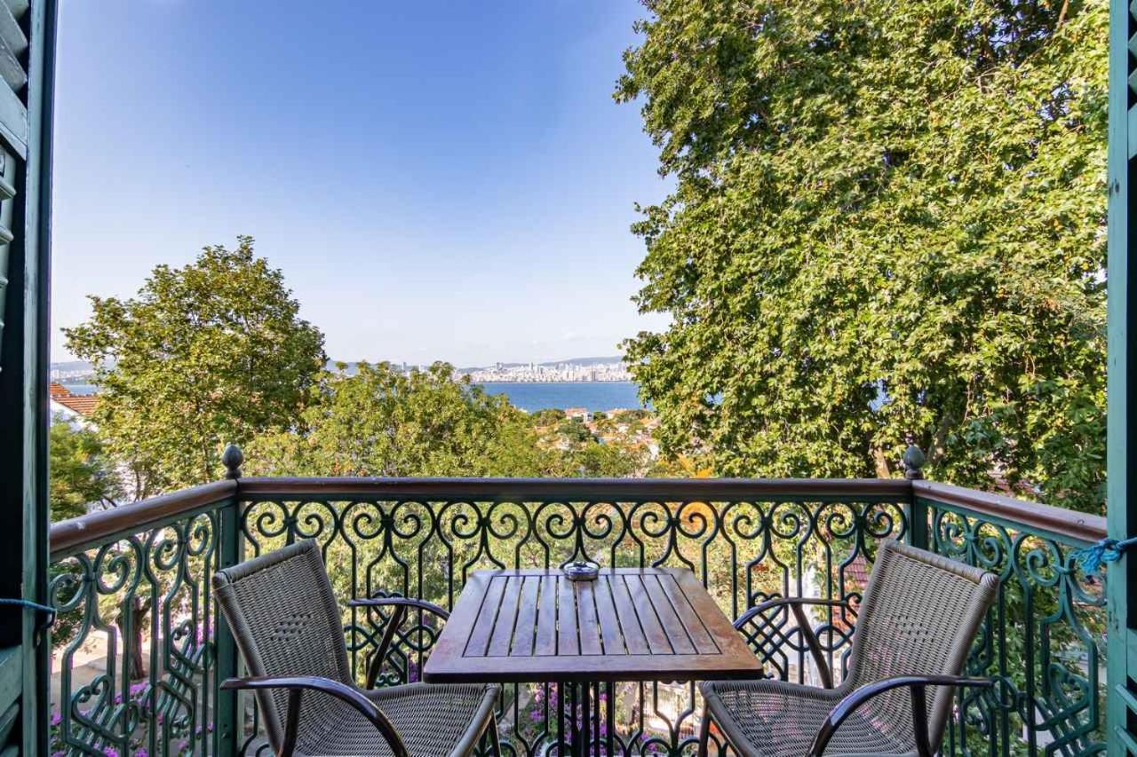 Bueyuekada Anastasia Meziki History Mansion Adalar Luaran gambar