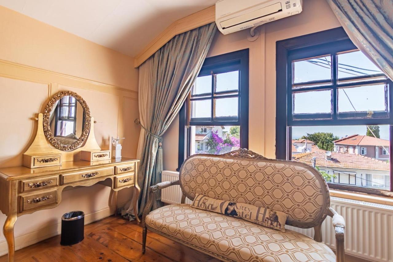 Bueyuekada Anastasia Meziki History Mansion Adalar Luaran gambar