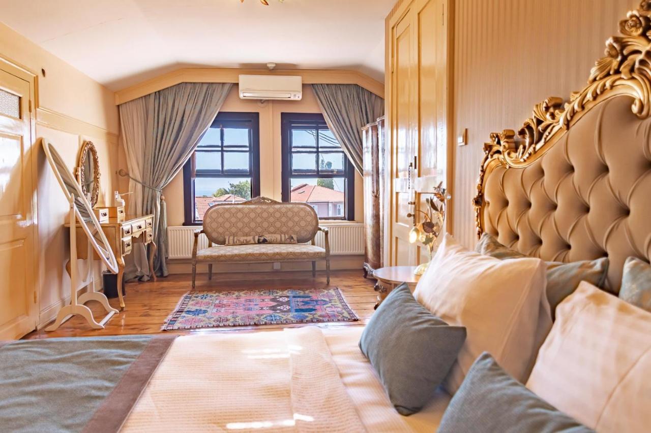 Bueyuekada Anastasia Meziki History Mansion Adalar Luaran gambar
